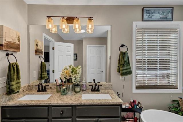 10 A C Drive, Dallas, GA 30132