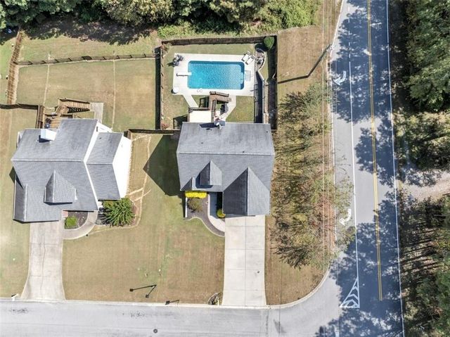 10 A C Drive, Dallas, GA 30132