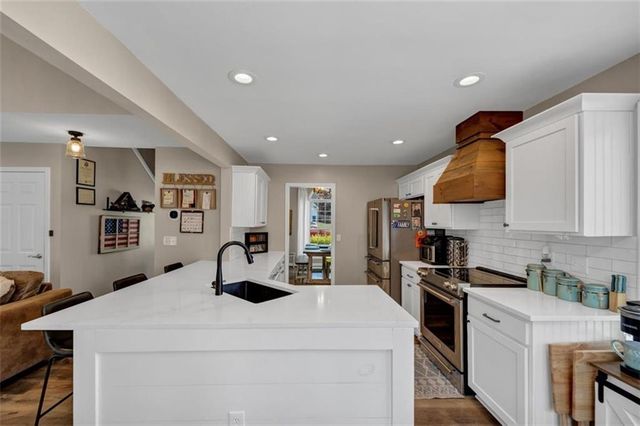 10 A C Drive, Dallas, GA 30132