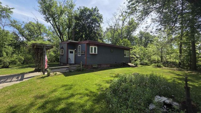 6522 N Middle Street, Westfield, WI 53964