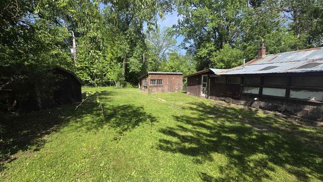 6522 N Middle Street, Westfield, WI 53964