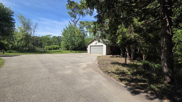 6522 N Middle Street, Westfield, WI 53964
