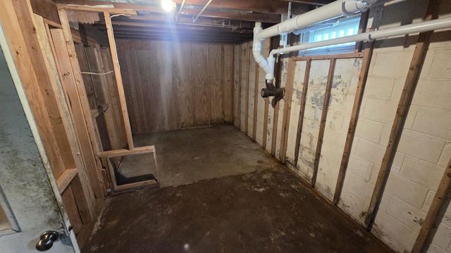 6522 N Middle Street, Westfield, WI 53964
