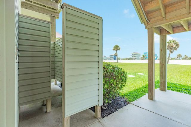 18502 E De Vaca, Galveston, TX 77554