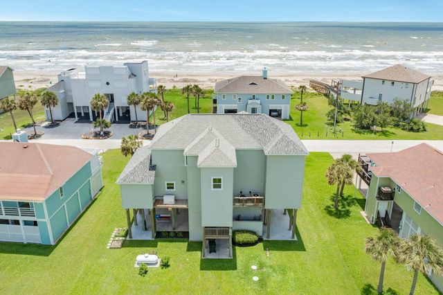 18502 E De Vaca, Galveston, TX 77554