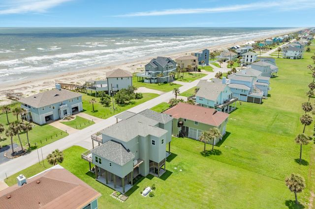 18502 E De Vaca, Galveston, TX 77554