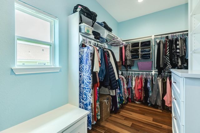 18502 E De Vaca, Galveston, TX 77554