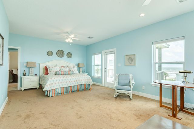 18502 E De Vaca, Galveston, TX 77554