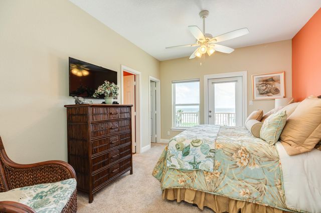 18502 E De Vaca, Galveston, TX 77554