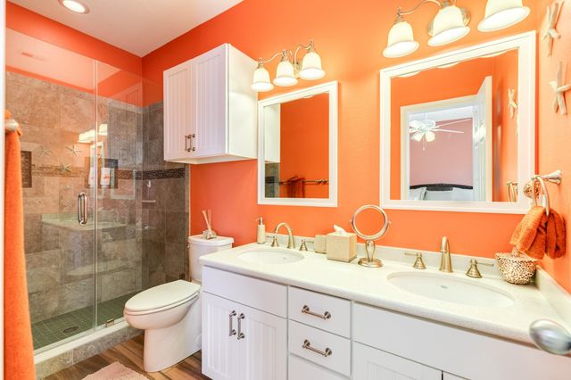 18502 E De Vaca, Galveston, TX 77554