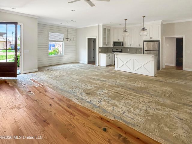 99 Saint Croix Lane, Madison, MS 39110