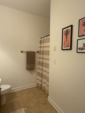 823 S Douglas Ave, Nashville, TN 37204