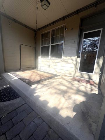 823 S Douglas Ave, Nashville, TN 37204