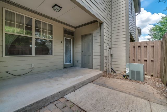 823 S Douglas Ave, Nashville, TN 37204