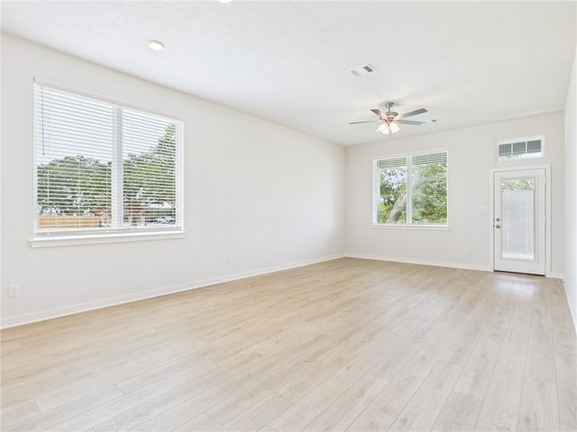 1904 Viva Road, Bryan, TX 77807