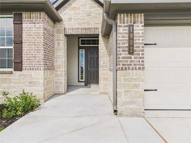 1904 Viva Road, Bryan, TX 77807