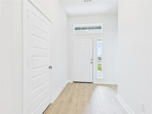 1904 Viva Road, Bryan, TX 77807
