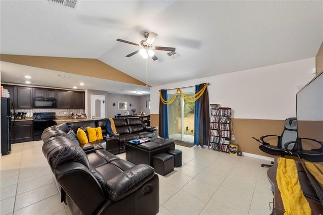 50 ULLIAN TRAIL, Palm Coast, FL 32164