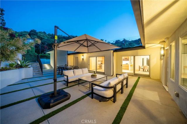 3240 Longridge Avenue, Sherman Oaks, CA 91423