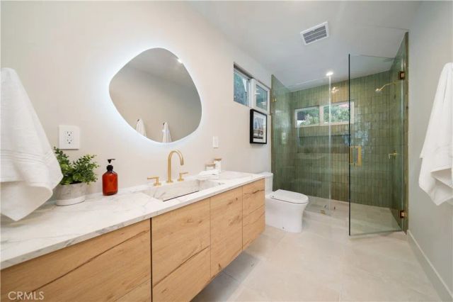 3240 Longridge Avenue, Sherman Oaks, CA 91423