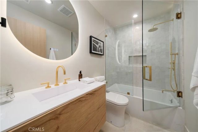 3240 Longridge Avenue, Sherman Oaks, CA 91423