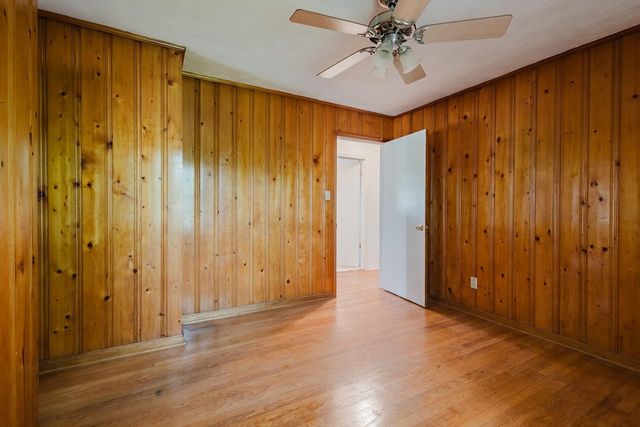 2108 Harrodsburg Road, Lexington, KY 40503