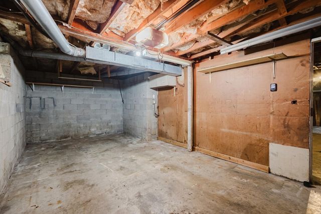 2108 Harrodsburg Road, Lexington, KY 40503