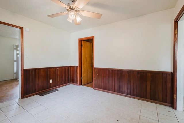 2108 Harrodsburg Road, Lexington, KY 40503