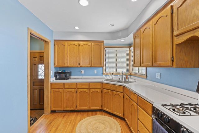 1924 Johnson AVENUE, Racine, WI 53402