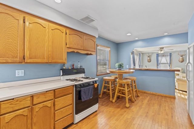 1924 Johnson AVENUE, Racine, WI 53402