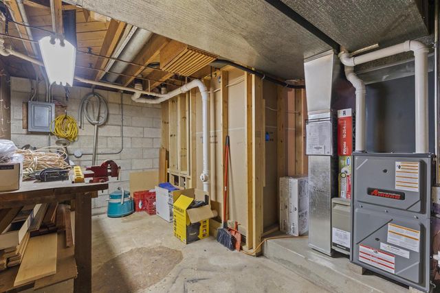 1924 Johnson AVENUE, Racine, WI 53402