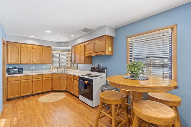 1924 Johnson AVENUE, Racine, WI 53402