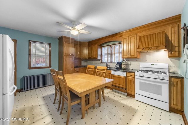 23 W Grochowiak Street, South River, NJ 08882