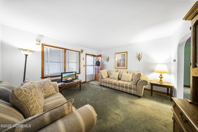 23 W Grochowiak Street, South River, NJ 08882