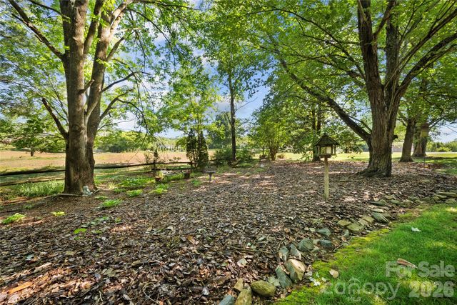 27211 Hedge Road, Albemarle, NC 28001