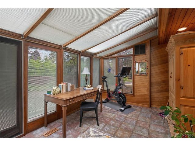 2002 Green Oaks Ln, Littleton, CO 80121