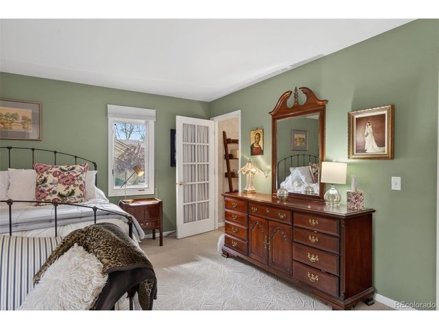 2002 Green Oaks Ln, Littleton, CO 80121