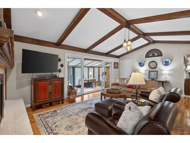 2002 Green Oaks Ln, Littleton, CO 80121