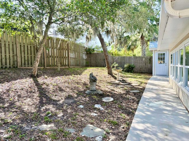 13 Lockhart Ln, St Augustine, FL 32080