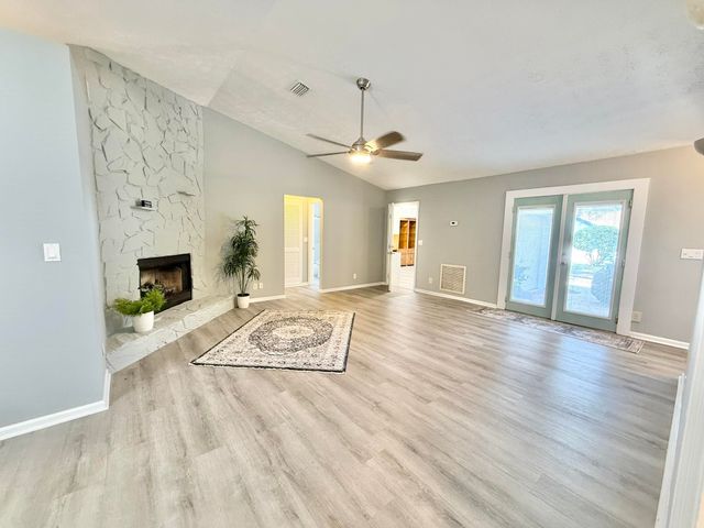 13 Lockhart Ln, St Augustine, FL 32080