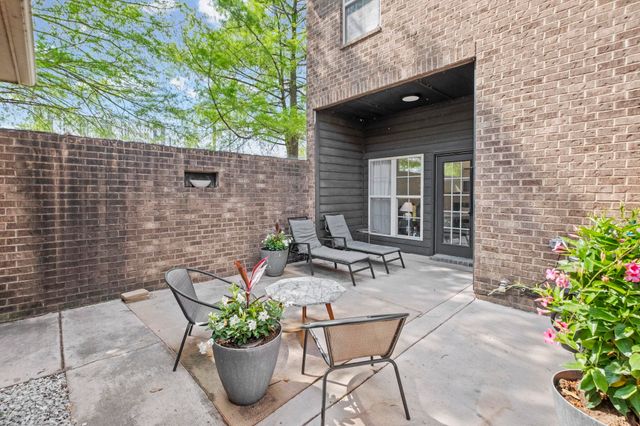 127 W CAROLINA AVE, Memphis, TN 38103