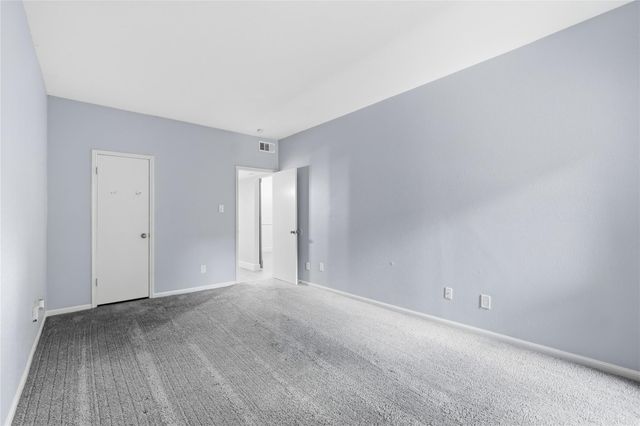 2100 Tanglewilde Street 378, Houston, TX 77063