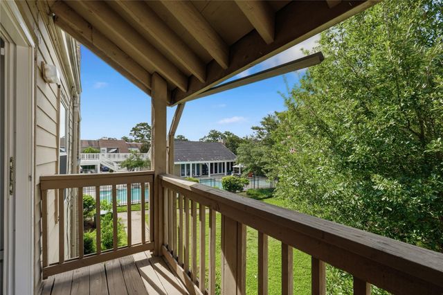 2100 Tanglewilde Street 378, Houston, TX 77063