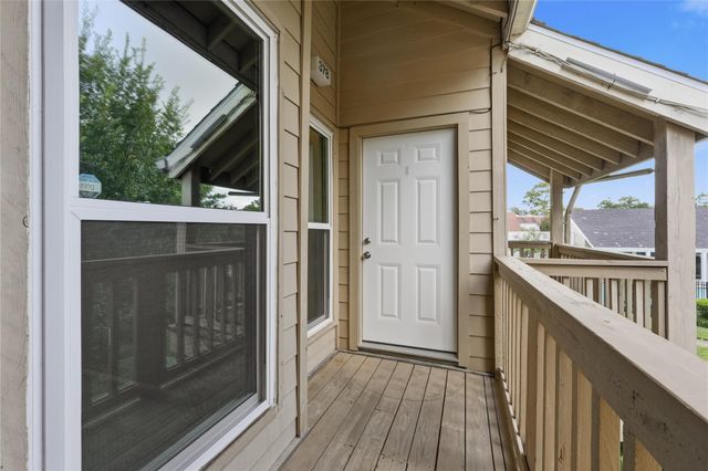2100 Tanglewilde Street 378, Houston, TX 77063