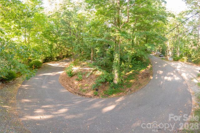 174 Laurel Lane, Lake Lure, NC 28746