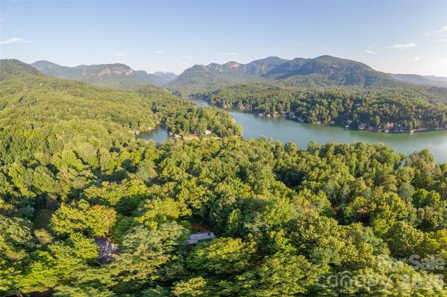 174 Laurel Lane, Lake Lure, NC 28746