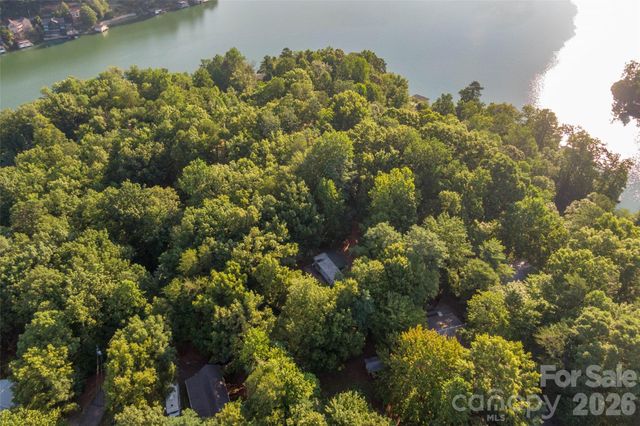 174 Laurel Lane, Lake Lure, NC 28746