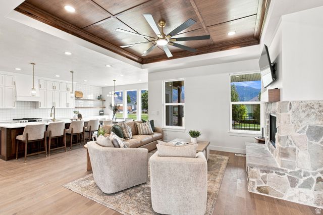 846 E 400 N, Salem, UT 84653