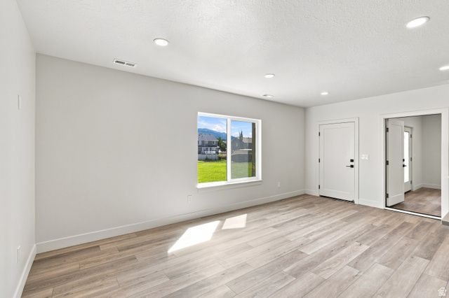 846 E 400 N, Salem, UT 84653