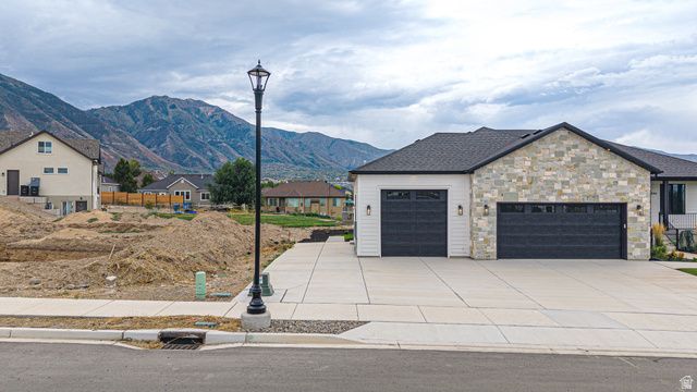 846 E 400 N, Salem, UT 84653